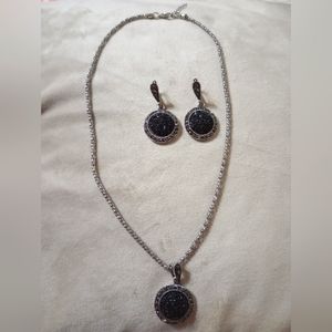 Lovely Pendant Jewelry Set